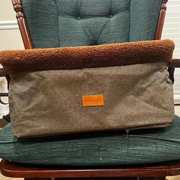 Fur baby nwot- tags car carrier - Picture 1 of 7